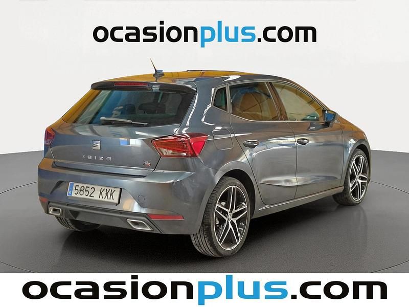 Usado Seat Ibiza FR 116 CV (85 kW) 2019 Gris Utilitario