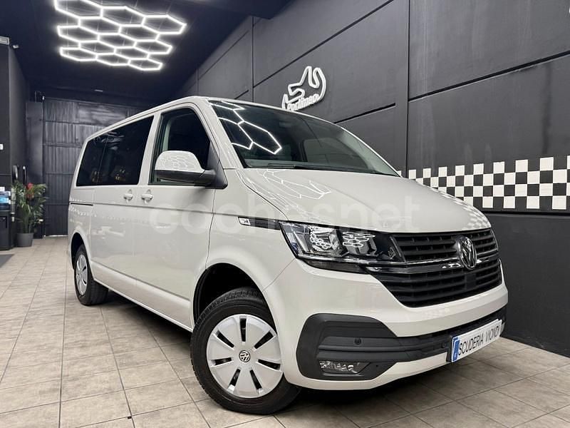 Gris / plata Usado 2020 VW Caravelle Monovolumen | 32.990 € (Precio justo) - Imagen 1/4
