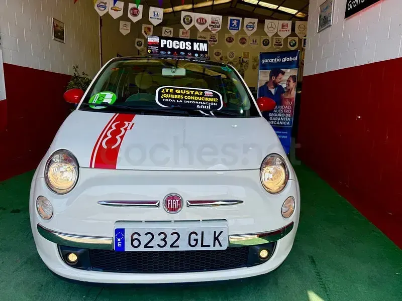 Usado Fiat 500 Lounge 69 CV (50 kW) 2009 Rojo Descapotable