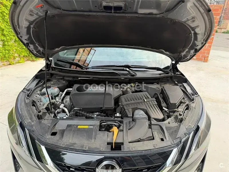 Usado Nissan Qashqai Tekna 190 CV (139 kW) 2024 Gris / plata SUV