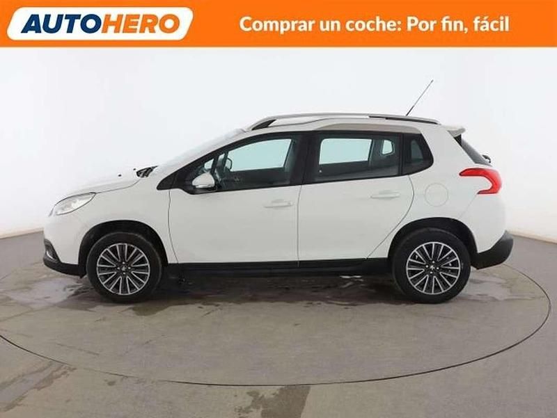 Usado Peugeot 2008 Active 82 CV (60 kW) 2015 Blanco SUV