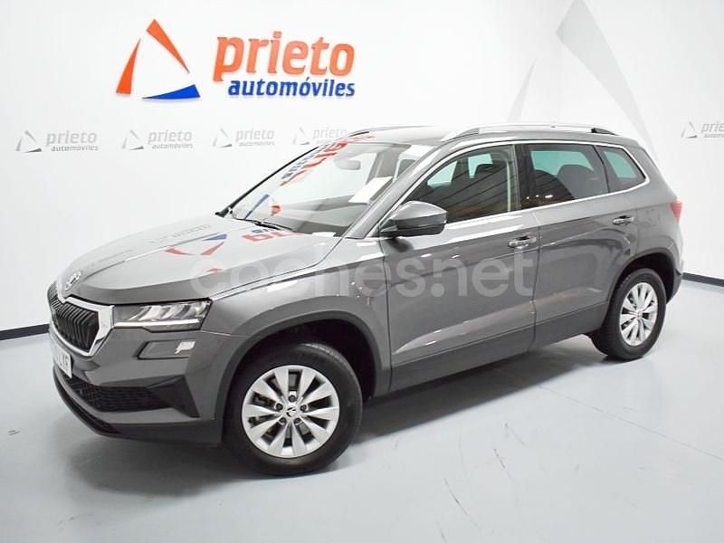Usado Skoda Karoq Ambition 150 CV (110 kW) 2022 Gris / plata SUV