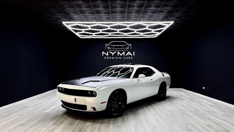Usado Dodge Challenger SXT 303 CV (222 kW) 2023 Blanco Coupe