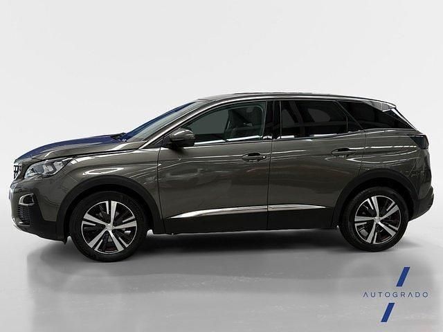 Usado Peugeot 3008 Allure 131 CV (96 kW) 2020 Gris SUV
