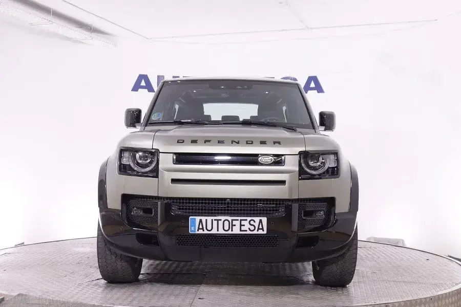 Usado Land Rover Defender 400 CV (294 kW) 2022 Verde SUV