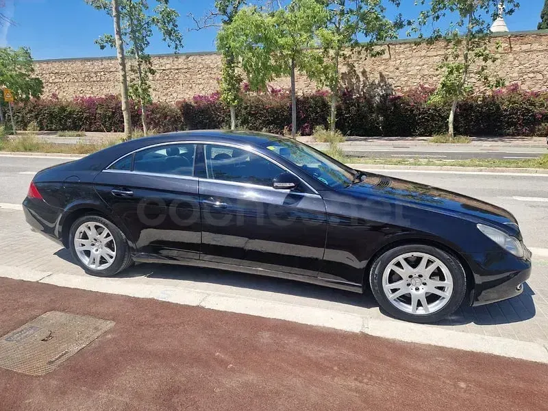 Usado Mercedes CLS350 292 CV (214 kW) 2007 Negro Coupe