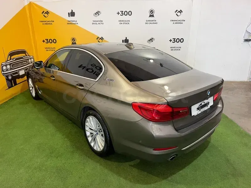 Usado BMW 530e iPerformance 252 CV (185 kW) 2018 Beige Berlina