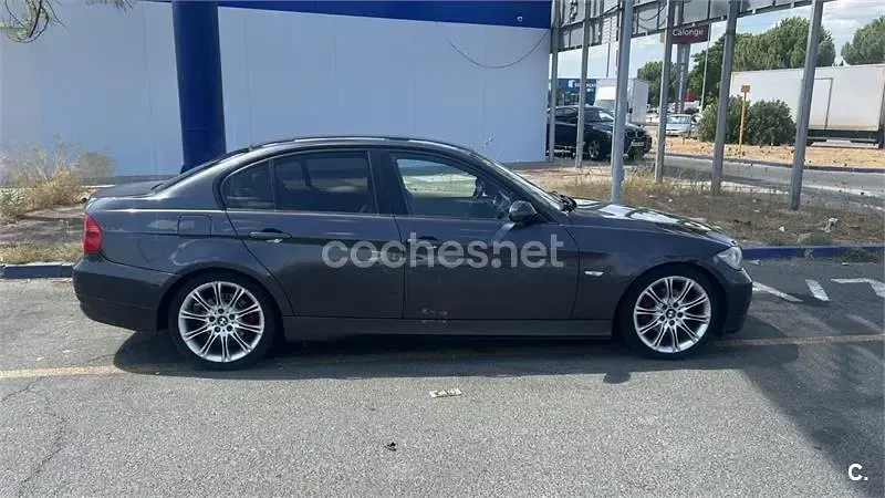 Usado BMW 320 163 CV (119 kW) 2005 Gris / plata Berlina