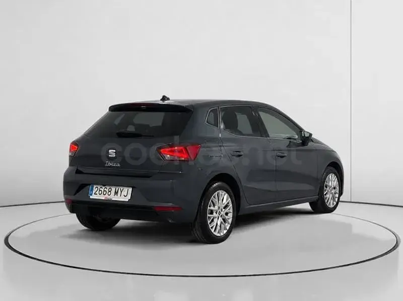 Usado Seat Ibiza XCELLENCE 115 CV (84 kW) 2025 Gris / plata Utilitario