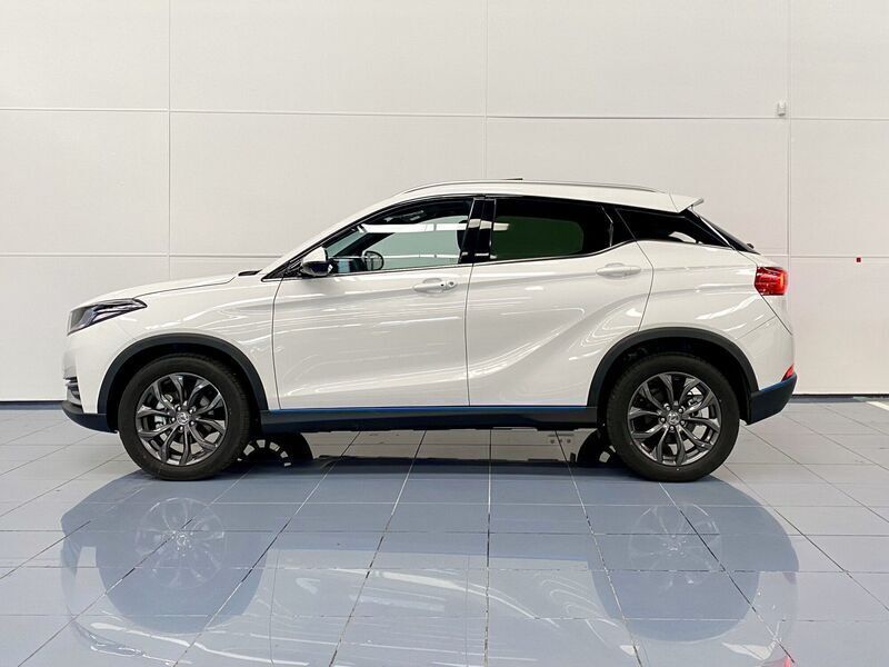 Blanco Usado 2023 DFSK Seres 3 | 26.500 € - Imagen 1/4