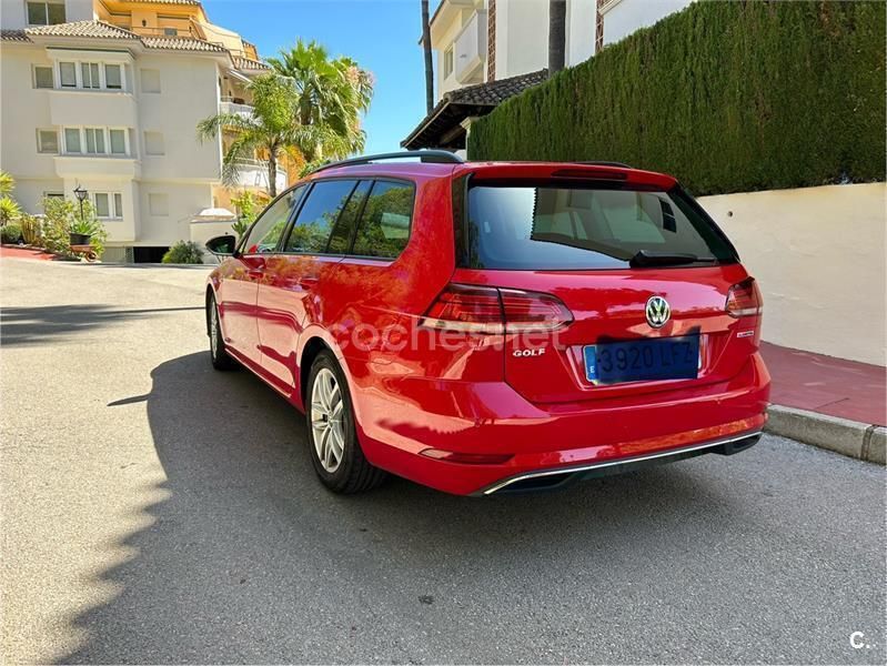 Occasion VW Golf VIII Advance 130 ch (95 kW) 2020 Rouge Break