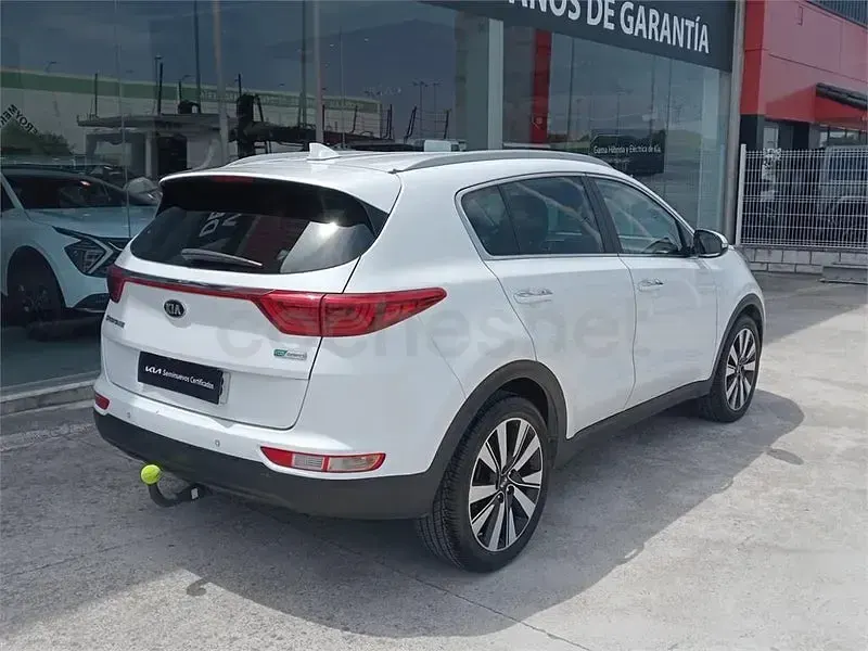 Usado Kia Sportage 115 CV (84 kW) 2018 Blanco SUV