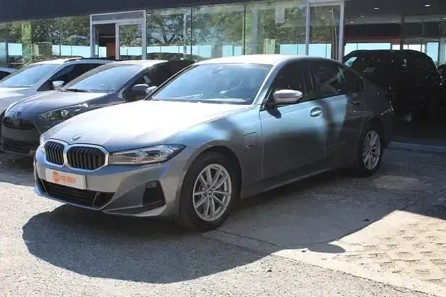 Usado BMW 320e 204 CV (150 kW) 2024 Gris Berlina