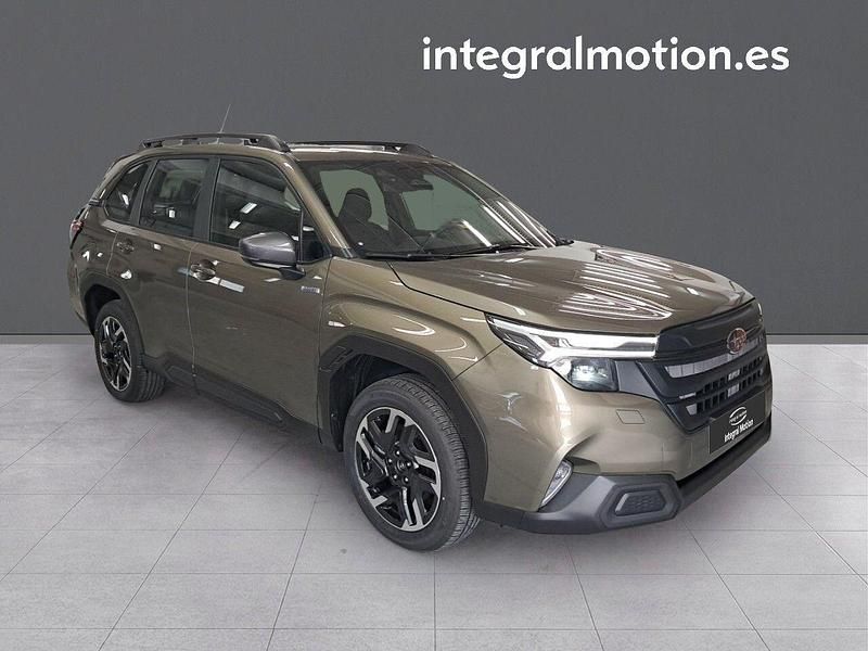Nuevo Subaru Forester Active 152 CV (111 kW) 2025 Verde SUV