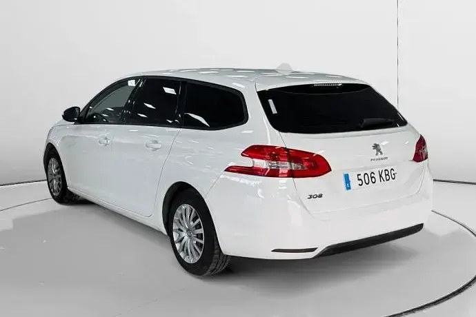 Usado Peugeot 308 Business-Line 100 CV (73 kW) 2017