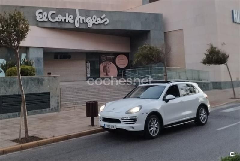 Usado Porsche Cayenne 240 CV (176 kW) 2012 Blanco SUV