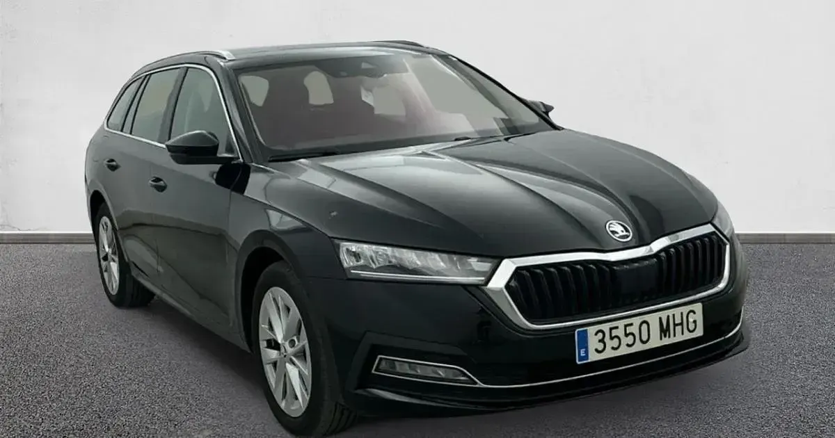 Usado Skoda Octavia Ambition 150 CV (110 kW) 2023 Familiar