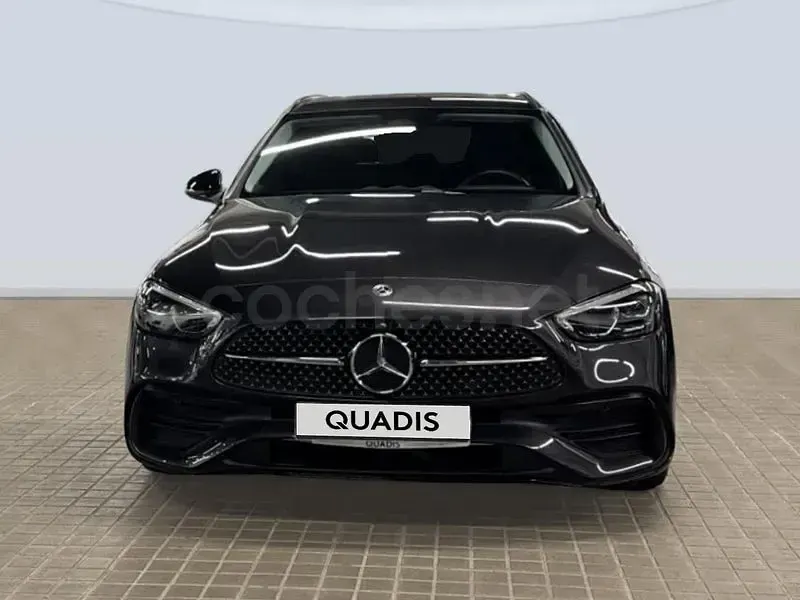 Usado Mercedes C220 AMG line 200 CV (147 kW) 2025 Gris / plata Familiar