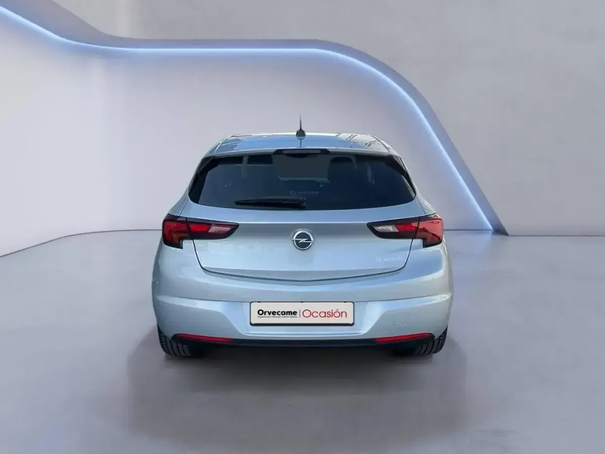 Usado Opel Astra GS Line 130 CV (95 kW) 2019 Gris Berlina