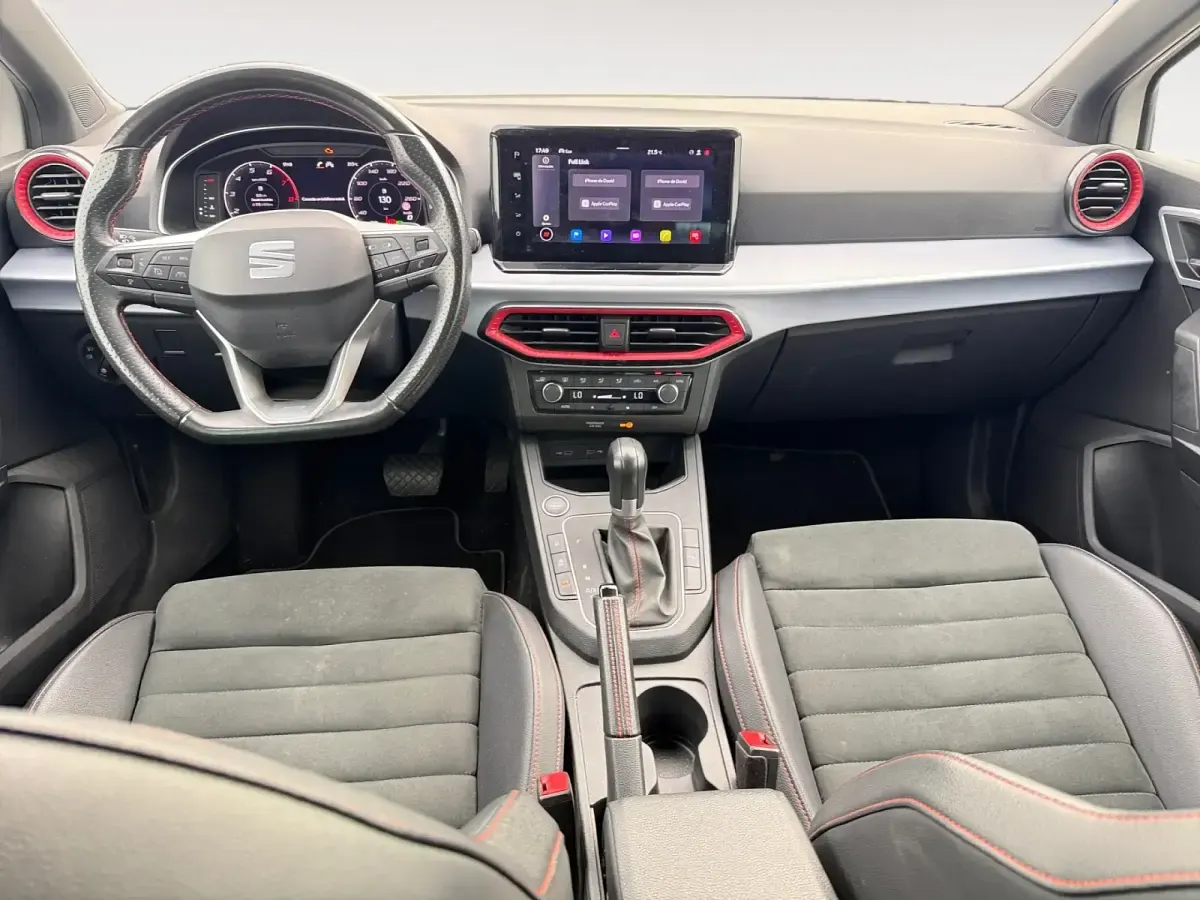 Usado Seat Ibiza FR 150 CV (110 kW) 2021 Blanco Utilitario