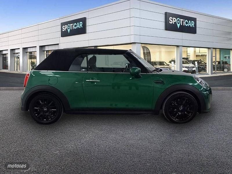 Usado Mini Cooper Cabriolet 137 CV (100 kW) 2023 Verde Descapotable