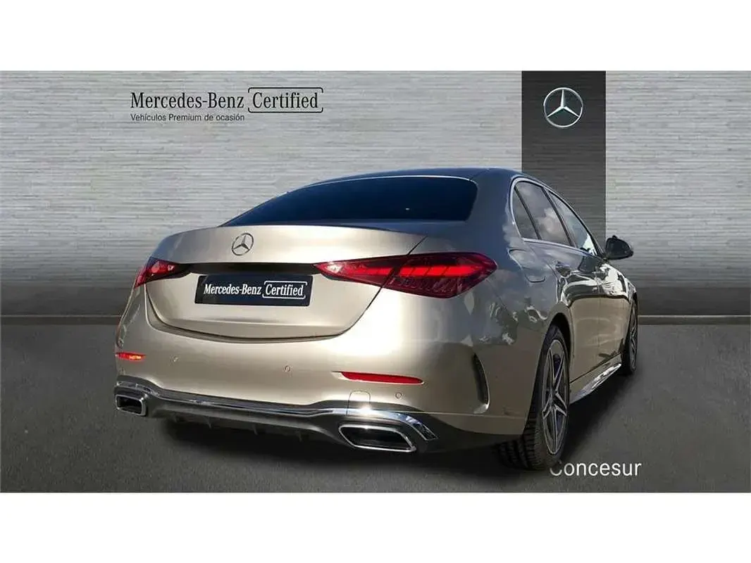 Usado Mercedes C200 163 CV (119 kW) 2022 Plateado Berlina