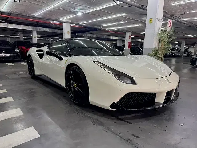 Usado Ferrari 488 670 CV (492 kW) 2015 Blanco Coupe