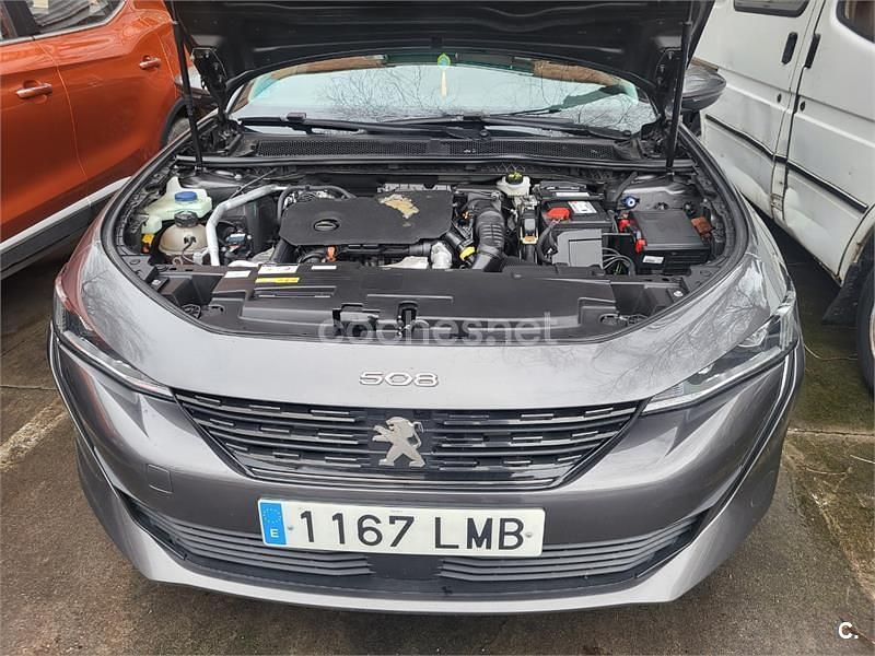 Usado Peugeot 508 Active 130 CV (95 kW) 2020 Gris / plata Berlina