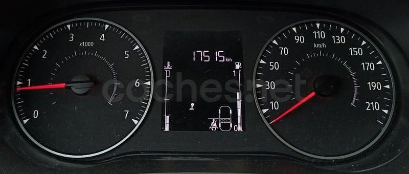 Usado Dacia Sandero Essentiel 91 CV (66 kW) 2023 Blanco Berlina