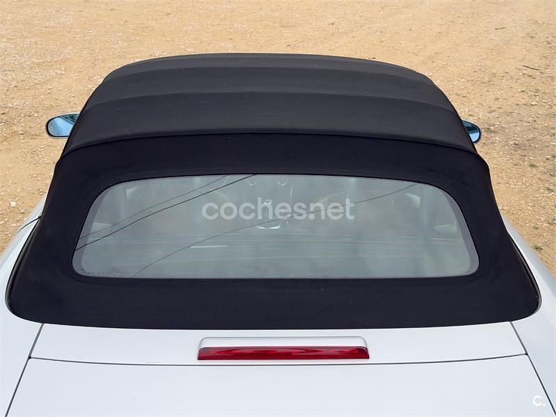 Usado Audi TT Roadster 225 CV (165 kW) 2002 Gris / plata Descapotable