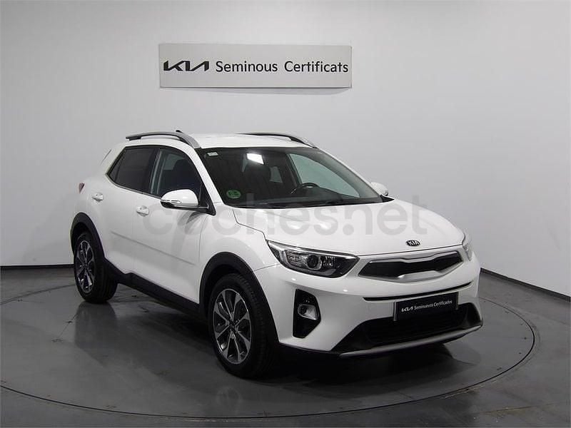 Usado Kia Stonic 120 CV (88 kW) 2020 Blanco SUV