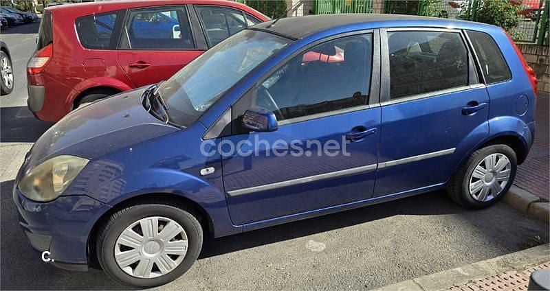 Azul Usado 2008 Ford Fiesta Ghia Utilitario | 2500 € (Buen precio) - Imagen 1/4