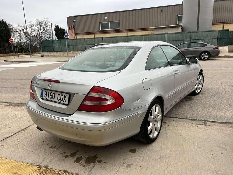 Usado Mercedes CLK200 218 CV (160 kW) 2003 Gris Coupe