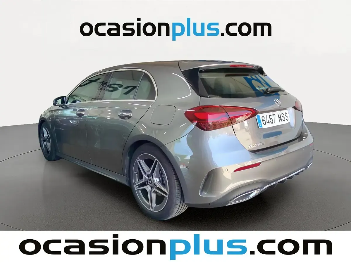 Usado Mercedes A150 150 CV (110 kW) 2024 Gris