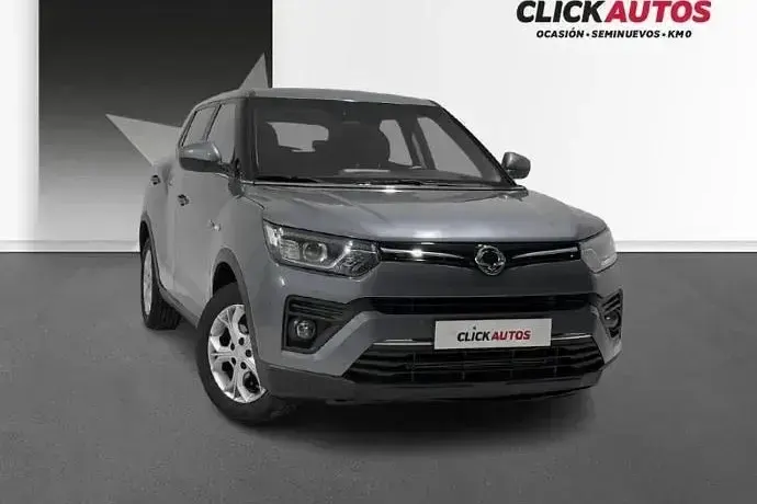 Usado SsangYong Tivoli 128 CV (94 kW) 2023 Gris SUV