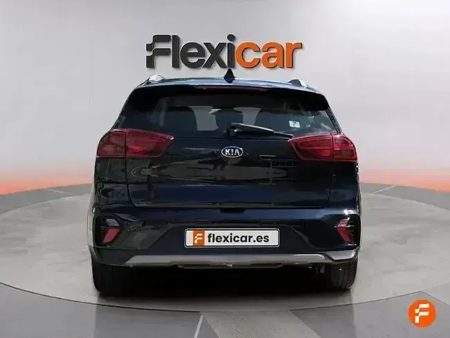 Usado Kia Niro 141 CV (103 kW) 2021 Negro SUV