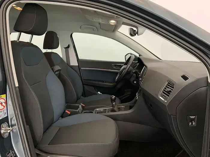 Usado Seat Ateca Style 150 CV (110 kW) 2020 Gris SUV