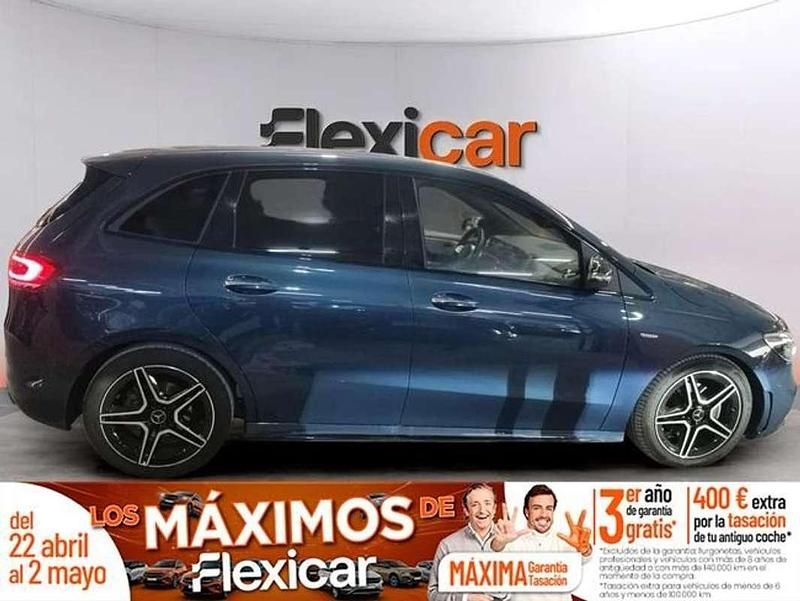 Usado Mercedes B200 150 CV (110 kW) 2021 Azul Monovolumen