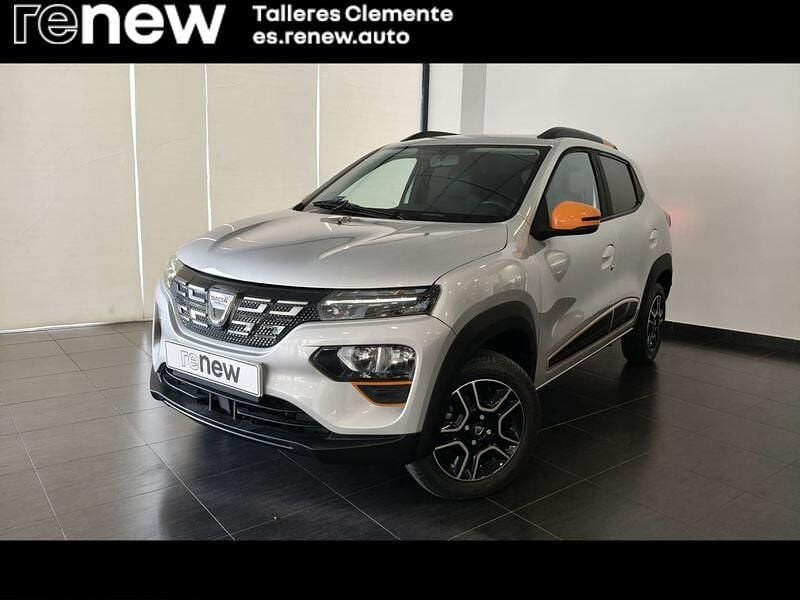 Usado Dacia Spring Comfort Plus 33 kW (45 CV) 2023 Gris Utilitario