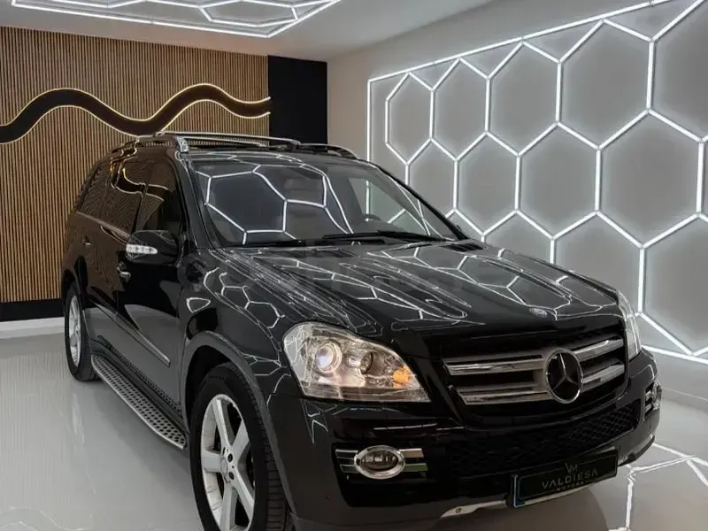 Usado Mercedes GL420 306 CV (225 kW) 2008 Negro SUV
