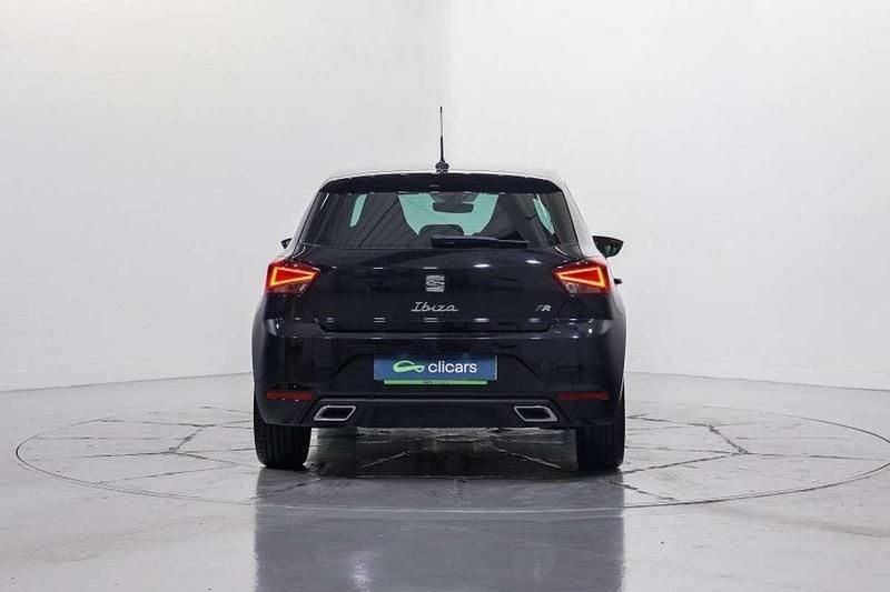 Usado Seat Ibiza FR 116 CV (85 kW) 2024 Negro Utilitario