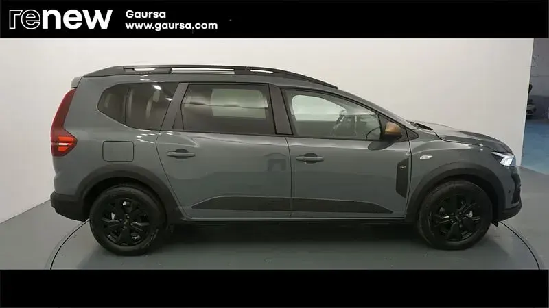Usado Dacia Jogger Extreme 140 CV (102 kW) 2025 Gris Monovolumen