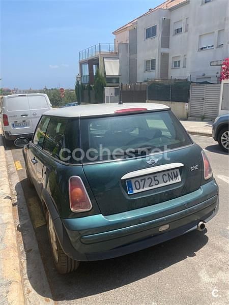 Usado Mini ONE 90 CV (66 kW) 2003 Verde Utilitario