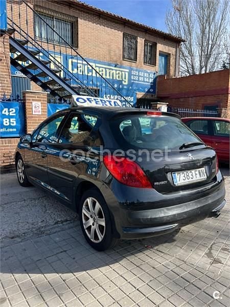 Usado Peugeot 307 110 CV (80 kW) 2007 Negro Berlina