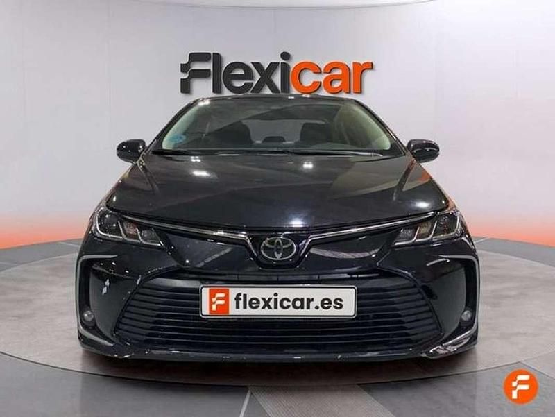 Usado Toyota Corolla 125 CV (91 kW) 2023 Negro Berlina