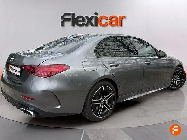 Usado Mercedes C220 200 HP (147 kW) 2022 Cinzento Sedan