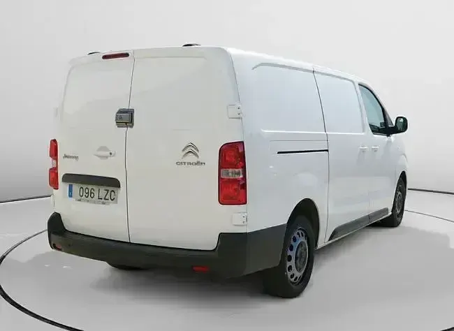Usado Citroën Jumpy 102 CV (75 kW) 2021 Blanco Monovolumen