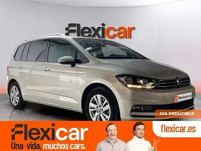 Usado VW Touran Life 150 CV (110 kW) 2024 Monovolumen