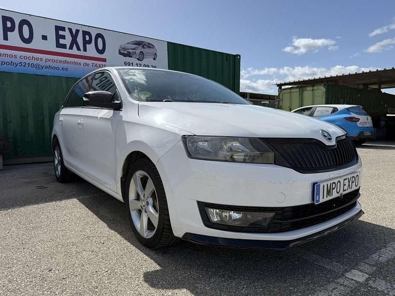 Usado Skoda Rapid Ambition 90 CV (66 kW) 2016 Blanco Utilitario