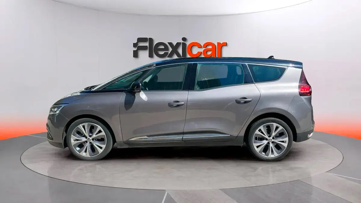 Usado Renault Grand Scénic IV Black Edition 140 CV (102 kW) 2020 Gris Monovolumen